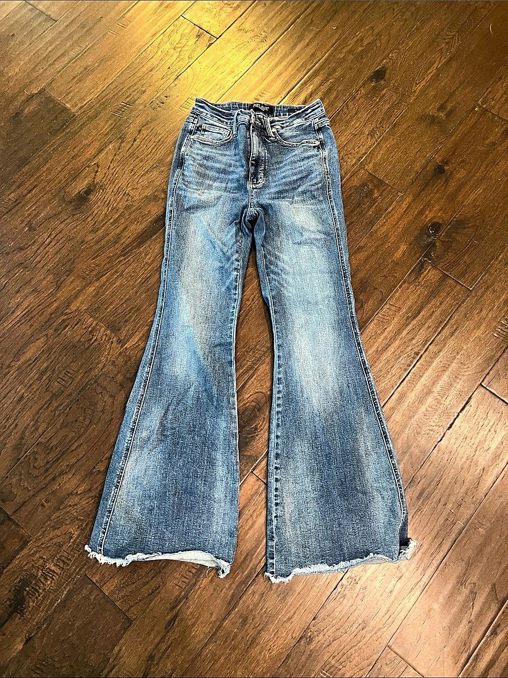 Judy Blue Flare Jeans Blue Waist 7/28 Raw Hem GUC